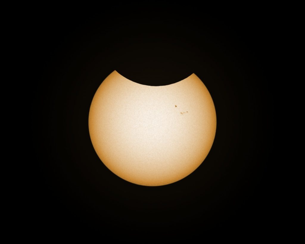 Partielle Sonnenfinsternis am 10. Juni 2021 - Maximale Verfinsterung